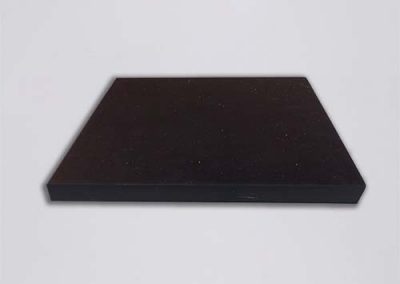 NR SBR 65 SH A 125 X 125 X 10 mm - rubber vormstukken op maat